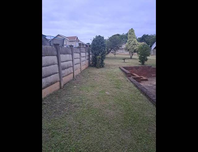 LAND FOR SALE IN BISLEY